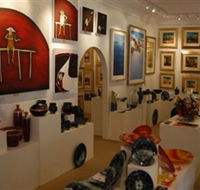 Articles Fine Art Gallery - Accommodation Mt Buller