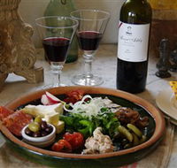 Mount Ashby Estate and Cafe La Palette - Accommodation Mt Buller