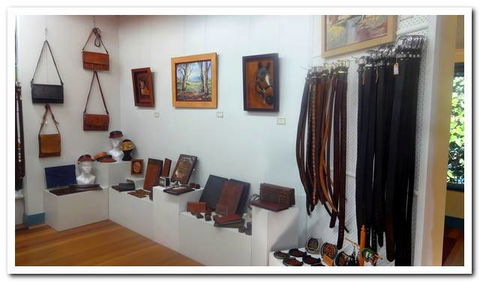 Ferry Park Gallery - Accommodation Mt Buller 5