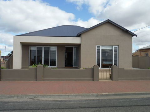 Stansbury Beach House - Accommodation Mt Buller 0