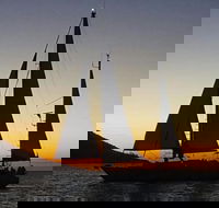 Magnetic Island Sunset Sail - Accommodation Mt Buller