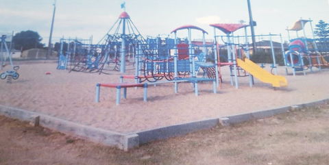Edithburgh Playground - Accommodation Mt Buller 0