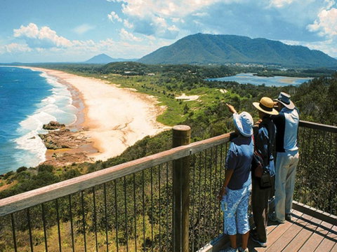 Charles Hamey Lookout - Accommodation Mt Buller 0