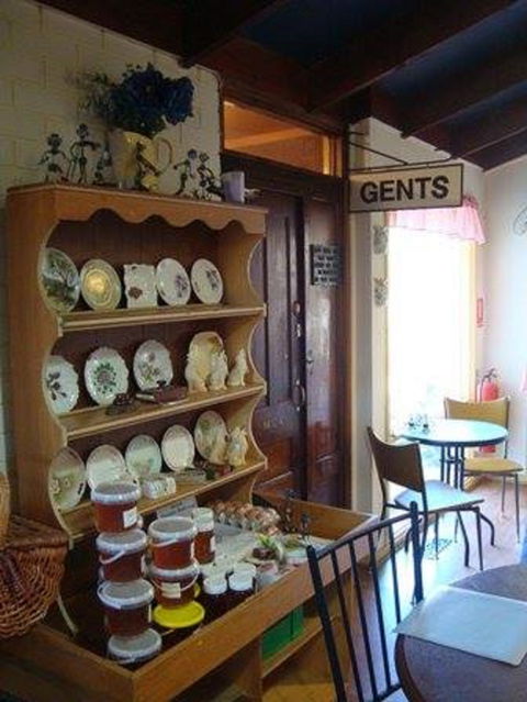 Train Stop Antiques - Accommodation Mt Buller 1