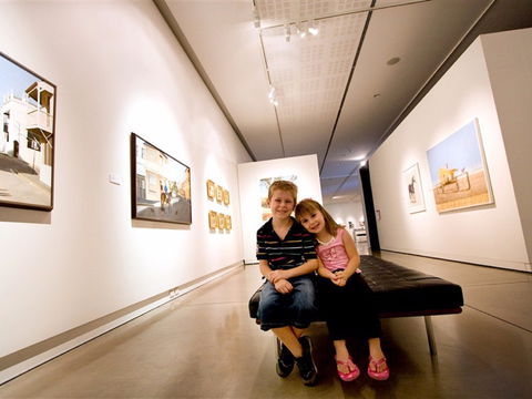 Western Plains Cultural Centre - Accommodation Mt buller 0