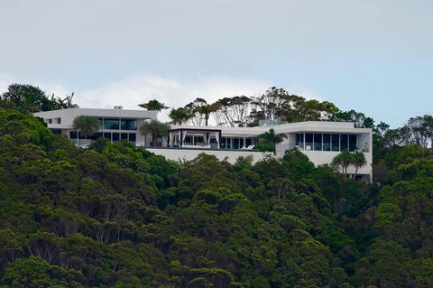 Julian Rocks Byron Bay Cruise - Accommodation Mt Buller 19