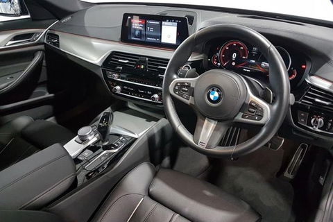 Avalon Airport Private Transport - Accommodation Mt Buller 0