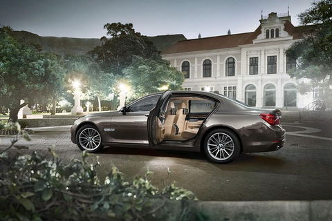 BMW Car Melbourne Airport To CBD - Accommodation Mt Buller 3