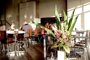 R Bar Restaurant Port Melbourne - Accommodation Mt Buller 0
