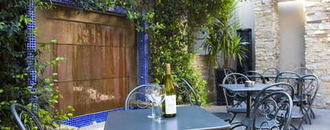 Prince Patrick Hotel - Accommodation Mt Buller 5