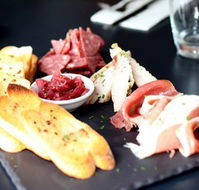 Watt Modern Dining - Accommodation Mt Buller