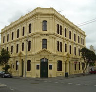 Railway Hotel - Accommodation Mt Buller