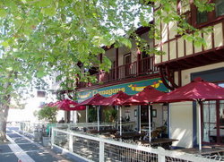 Flanagans Border Inn Hotel - Accommodation Mt Buller 0
