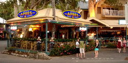 Apres Beach Bar & Grill - Palm Cove - Accommodation Mt Buller 0
