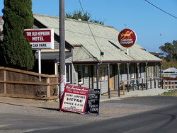 Old Hepburn Hotel - Accommodation Mt Buller 0