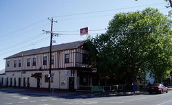 Flanagans Border Inn Hotel - Accommodation Mt Buller 1
