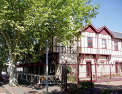 Flanagans Border Inn Hotel - Accommodation Mt Buller 3