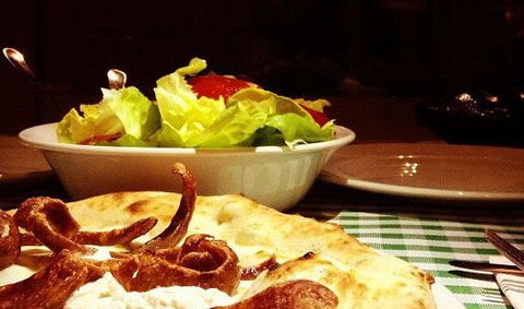 Pizza Mario - Accommodation Mt Buller 4