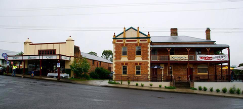 Beatty Hotel - Accommodation Mt Buller 1