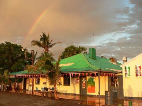 Devils Marbles Hotel–Wauchope - Accommodation Mt Buller 2