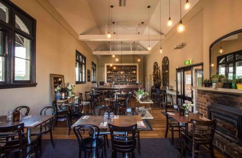 Union Bank Wine Bar - Accommodation Mt Buller 0