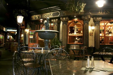 Pig N Whistle British Pub Indooroopilly - Accommodation Mt Buller 4