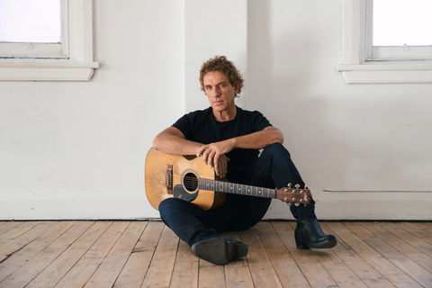 Ian Moss Matchbook 30th Anniversary Tour - Accommodation Mt Buller 0