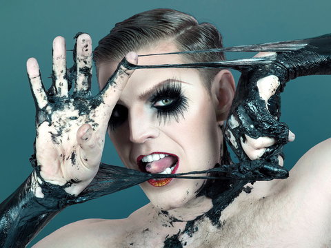 Reuben Kaye Comes Out To Play - Accommodation Mt buller 0