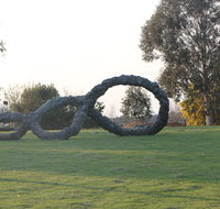 SculptureShaw - Accommodation Mt Buller