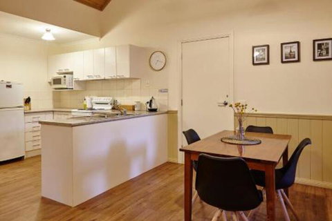 Alpine Valley Cottages - Accommodation Mt Buller 3