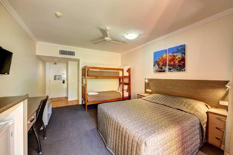 Kacys Bargara Beach Motel - Accommodation Mt buller 6
