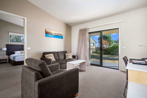 Quality Suites Point Cook Seasons 5 - Accommodation Mt Buller 6
