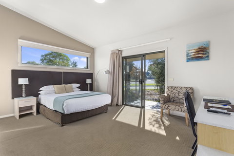 Quality Suites Point Cook Seasons 5 - Accommodation Mt Buller 5