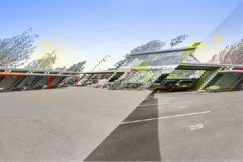 Hamilton VIC Accommodation Mt Buller