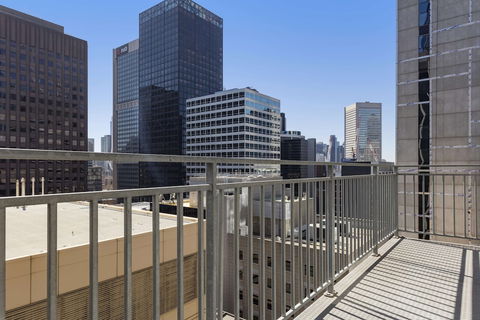 Oaks Melbourne On Collins Hotel - Accommodation Mt Buller 1