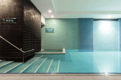 Oaks Glenelg Plaza Pier Suites - Accommodation Mt Buller 0