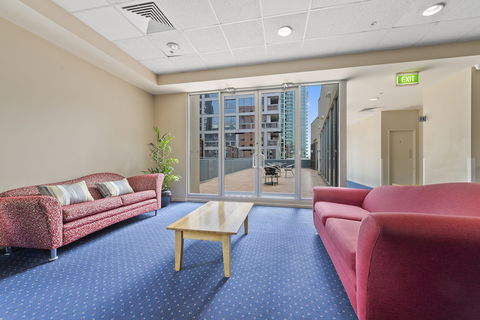 YEHS Hotel Melbourne CBD - Accommodation Mt Buller 1
