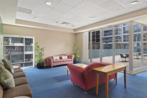 YEHS Hotel Melbourne CBD - Accommodation Mt Buller 0