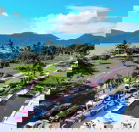Holiday Inn Cairns Harbourside an IHG Hotel - Accommodation Mt Buller