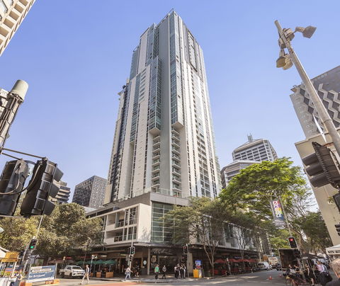 Oaks Brisbane Festival Suites - Accommodation Mt Buller 2