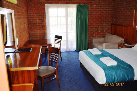 Early Australian Motor Inn - Accommodation Mt Buller 4