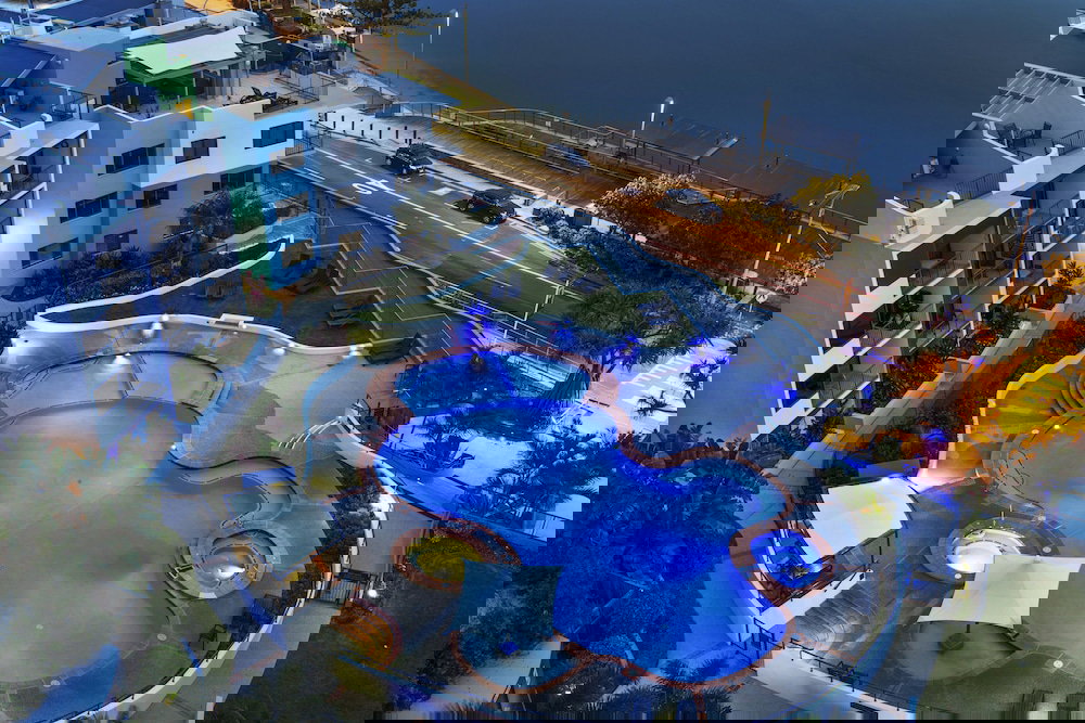 Caloundra QLD Accommodation Mt Buller