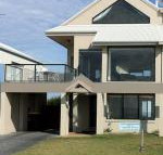 Boathouse Holiday House - Accommodation Mt Buller