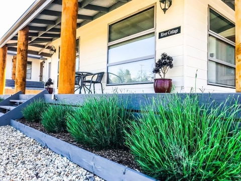 Daysend Cottages - Accommodation Mt Buller 0