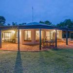 Yallingup Pet Friendly Bush Retreat - Accommodation Mt Buller 0
