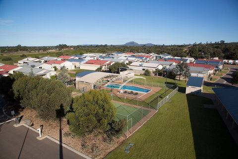Wavecrest Village & Tourist Park - Accommodation Mt Buller 1