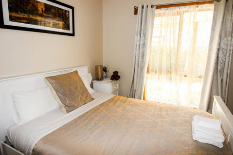 Bright Country Home - Accommodation Mt Buller 6