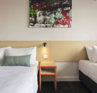 Nightcap at Hume Hotel