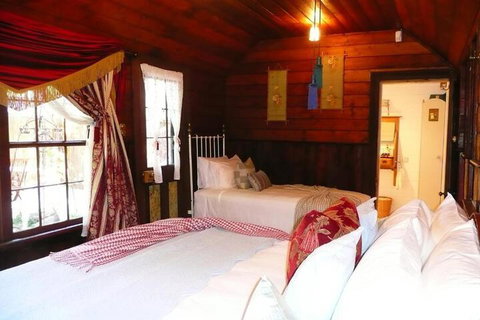 Madam Saddler On Fraser Clunes - Accommodation Mt Buller 3