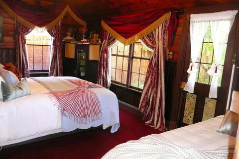 Madam Saddler On Fraser Clunes - Accommodation Mt Buller 6